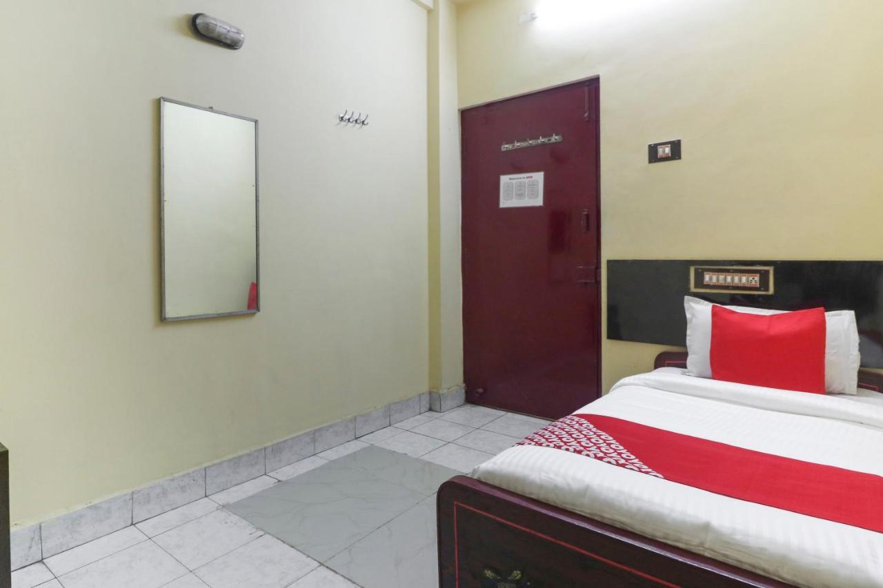 Oyo 45895 Hotel Blue Nile Chennai Exterior photo
